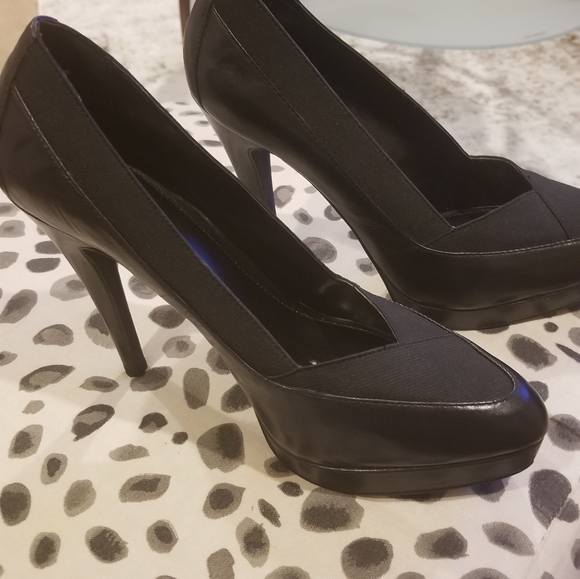 Heels - Picture 9 of 10